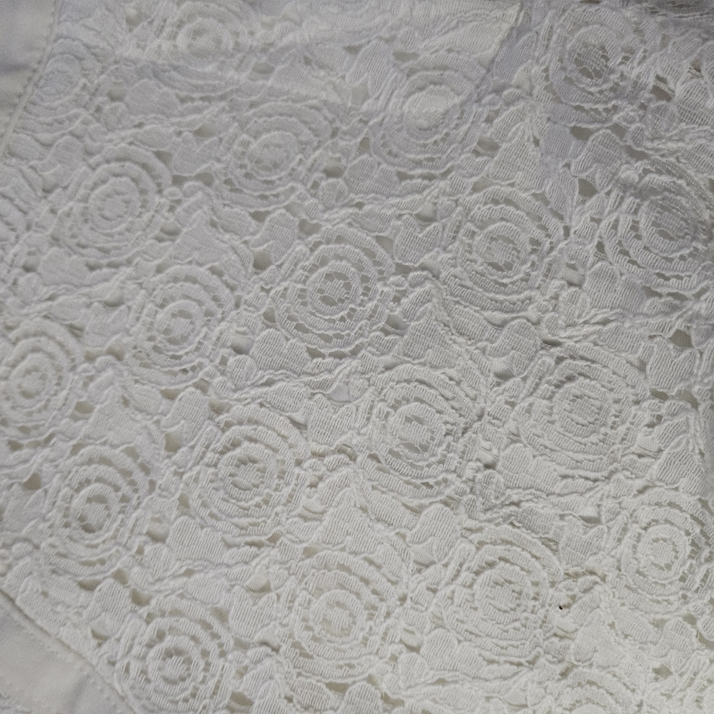 Maurices Women's White/off White Lace Shorts. NWT Size 13/14 - Picture 7 of 10